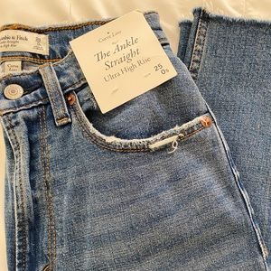 Abercrombie & Fitch Curve Love The Ankle Straight High Rise Size 25 (0s)